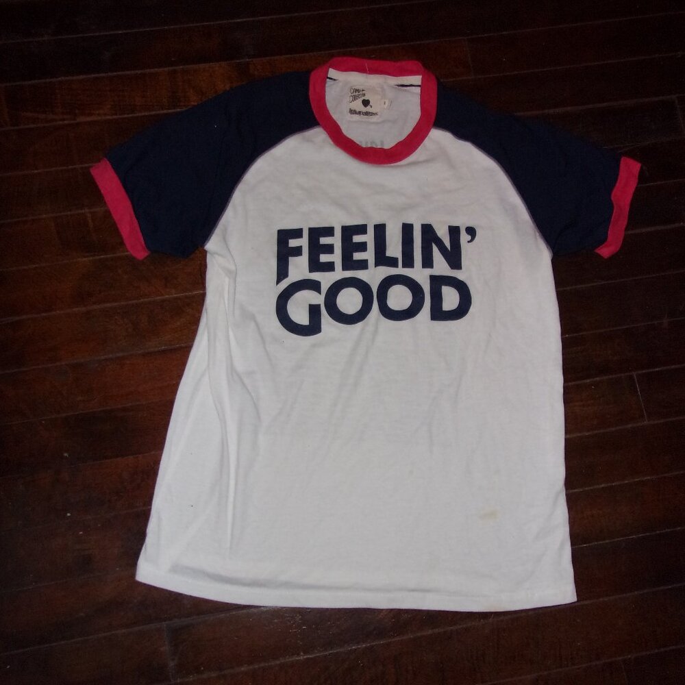 🌟  lolla palooza  graphic size small shirt womens tee t
